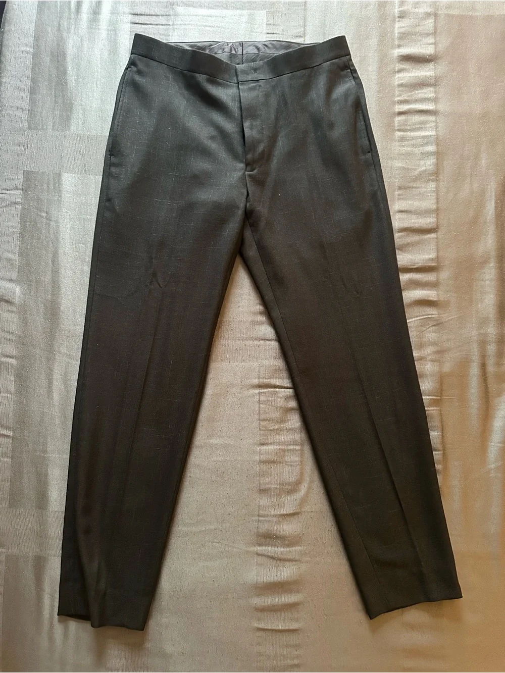 Calvin Klein 38R - 32W Black Patterned Shawl Collar Tuxedo